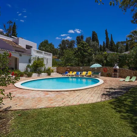 Villa Roofed In Albufeira With Private Swimming Pool